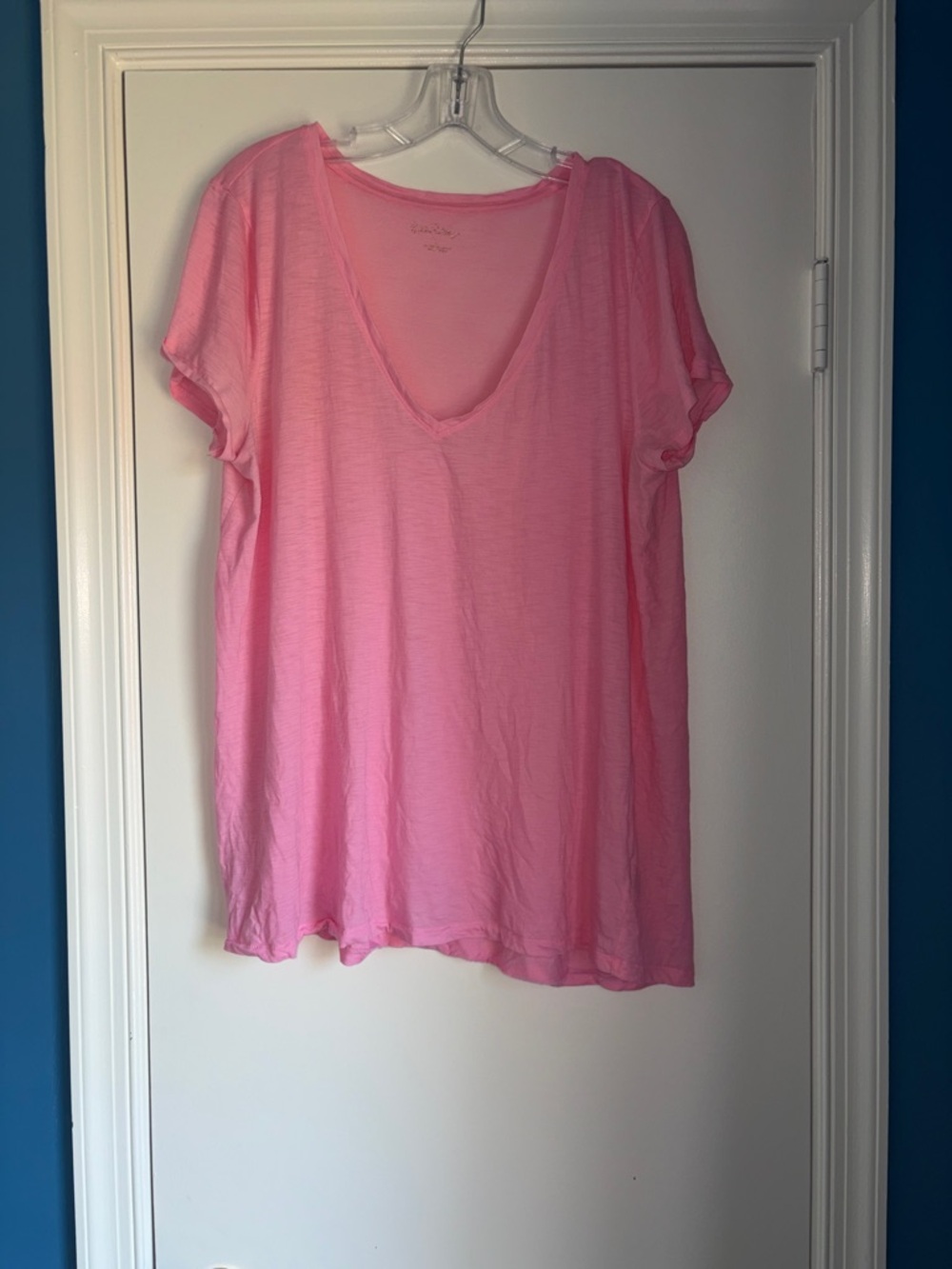 Lilly Pulitzer Pink Etta V-Neck Short Sleeve Tee
